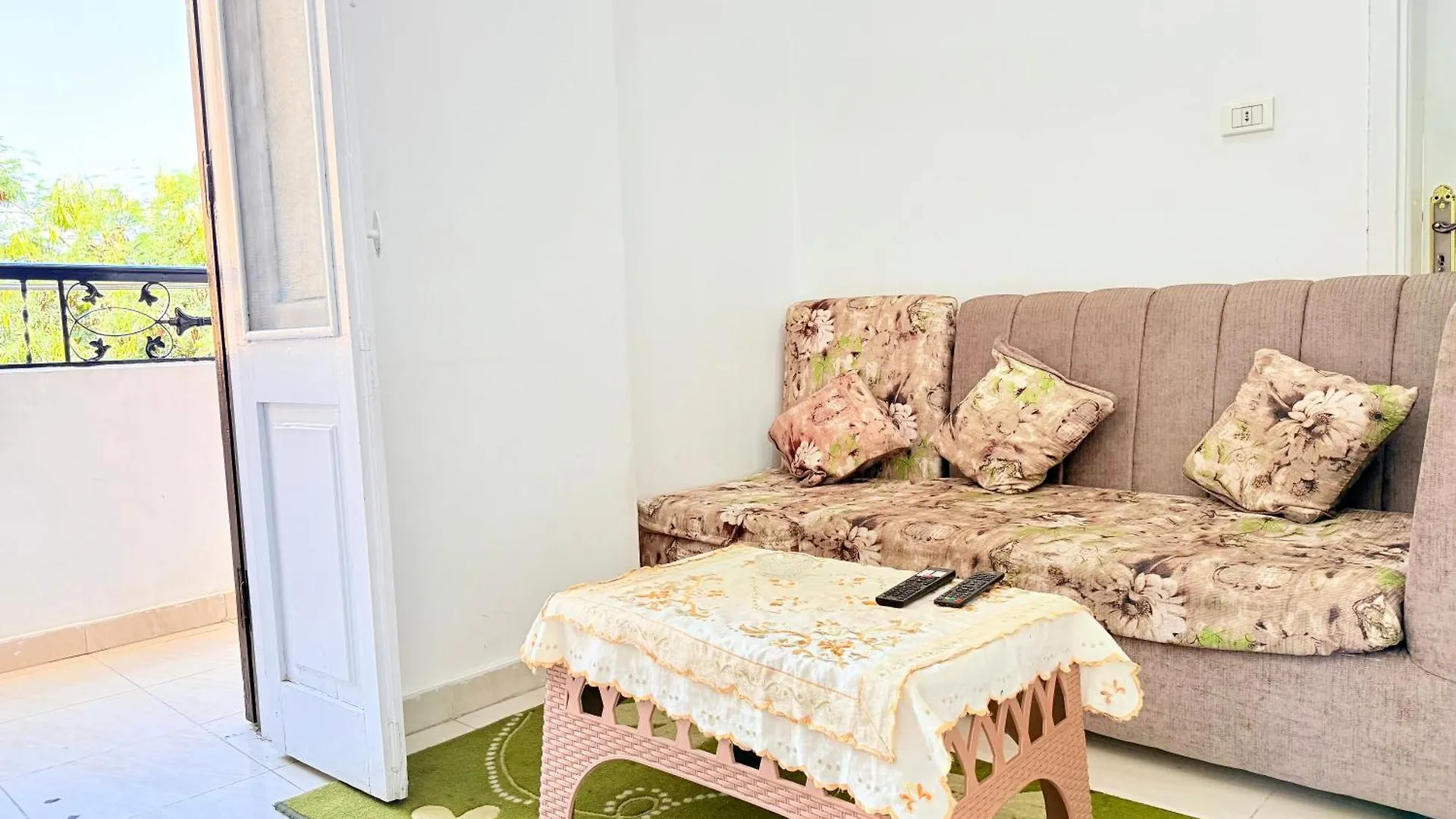 The Old Winter Apartment Λούξορ Ξενοδοχείο με διαμερίσματα
