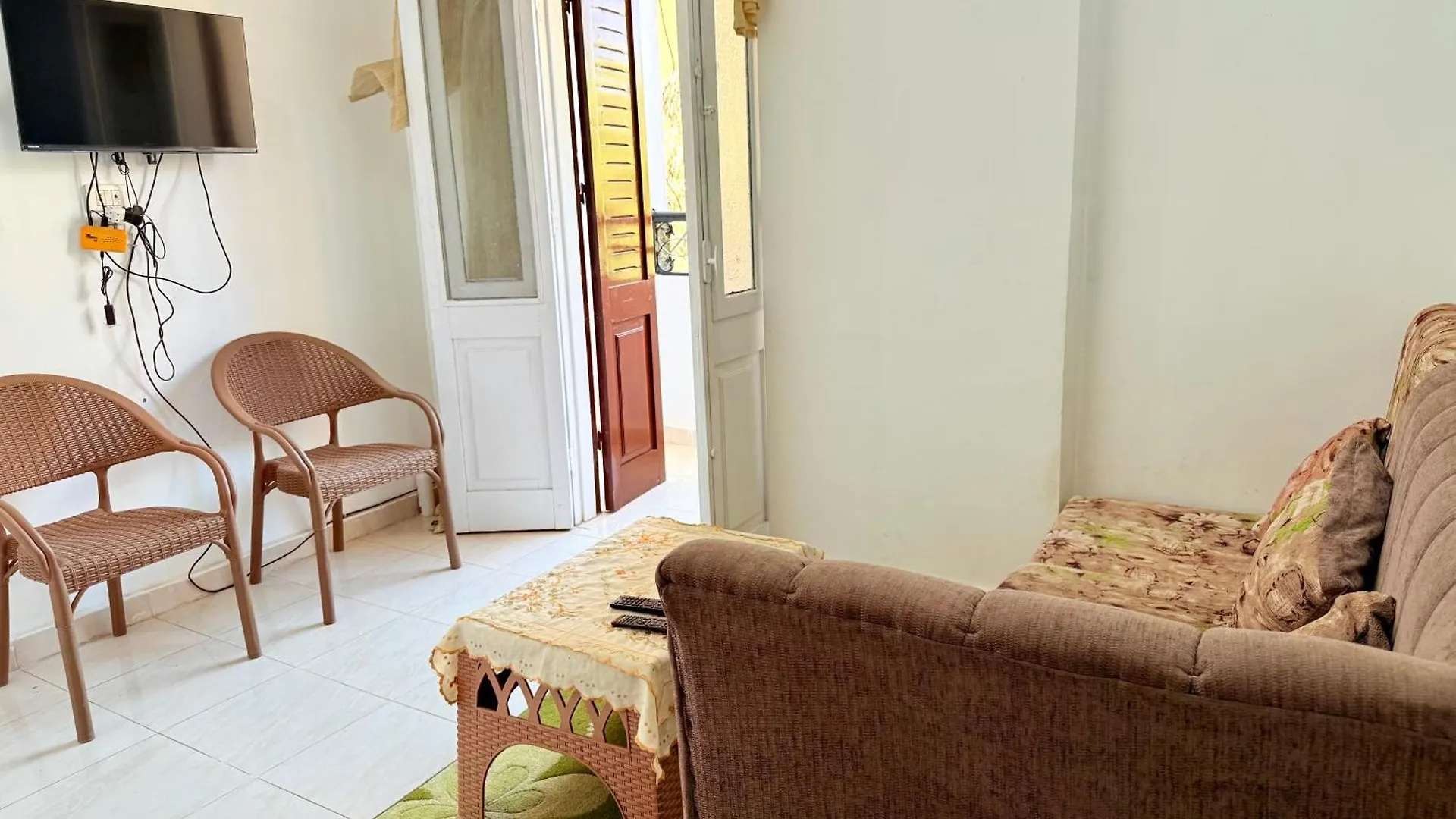 The Old Winter Apartment Λούξορ Ξενοδοχείο με διαμερίσματα
