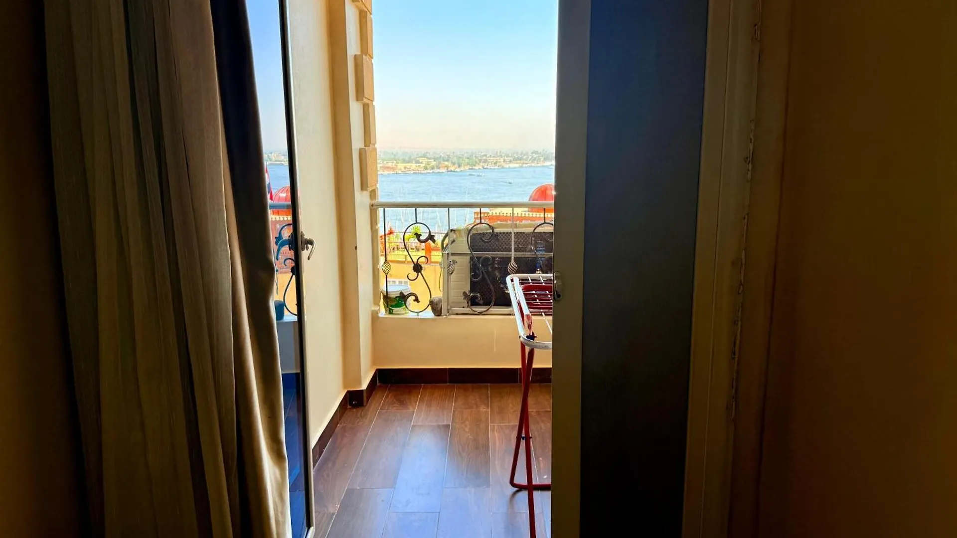 The Old Winter Apartment Λούξορ Ξενοδοχείο με διαμερίσματα